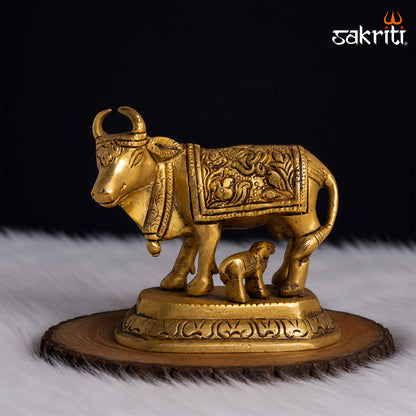 Sacred Needs Brass Cow & Calf Idol – 3.4 Inch (8.6 cm) Height | Kamadhenu Brass Statue for Pooja Room, Temple & Spiritual Décor