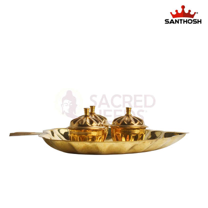 Sacred Needs Brass Leaf Plate with 3 Kumkum Pots – 1.7 Inch (4.3 cm) Height | Traditional Brass Kumkum Holder Tray for Pooja, Haldi Kumkum, Return Gifts & Home Temple