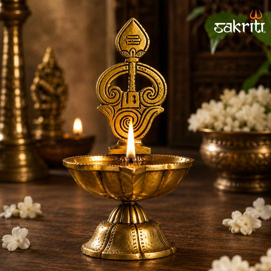 Brass Antique Tamil Om Vilakku – 5.2 Inch (13.2 cm) Height | Traditional Brass Oil Lamp for Pooja, Temple & Home Décor