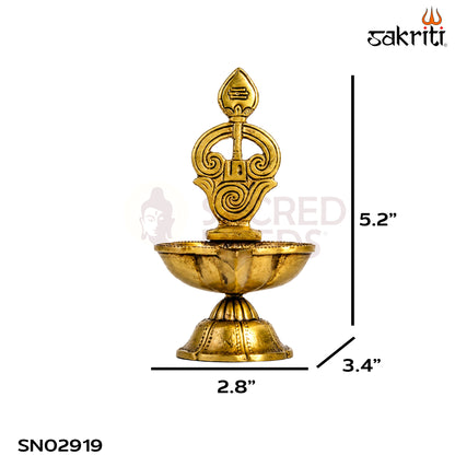 Brass Antique Tamil Om Vilakku – 5.2 Inch (13.2 cm) Height | Traditional Brass Oil Lamp for Pooja, Temple & Home Décor