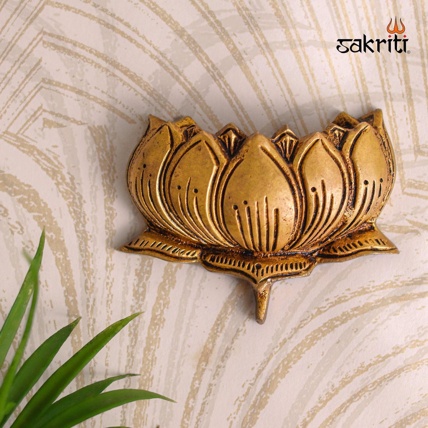 Sacred Needs Brass Lotus Wall Mounted – 2.4 Inch (6.1 cm) Height | Mini Brass Lotus Wall Decor for Pooja Room & Home Décor
