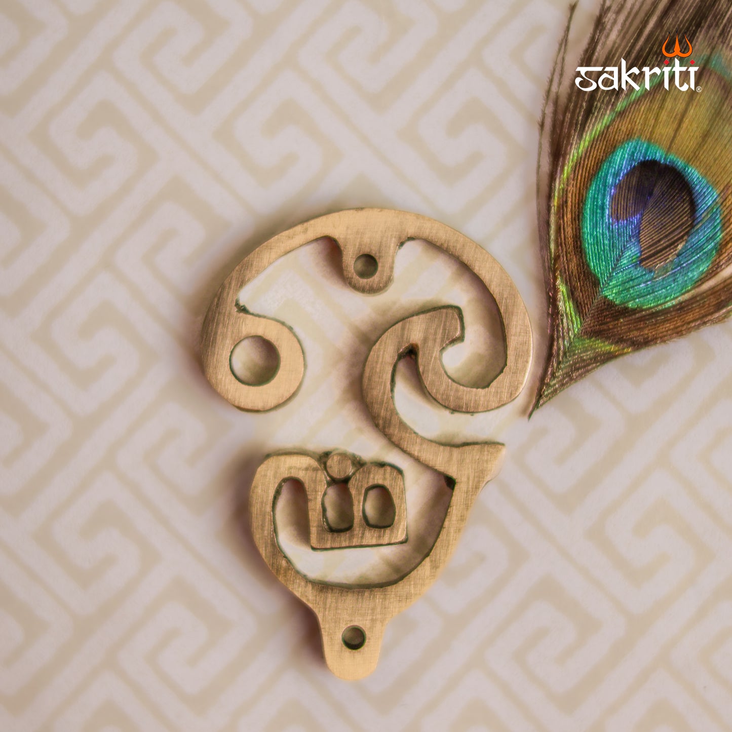 Sacred Needs Brass Tamil Om Wall Mount – 2.4 Inch (6.1 cm) Height | Traditional Om Symbol Wall Hanging for Pooja Room & Home Décor