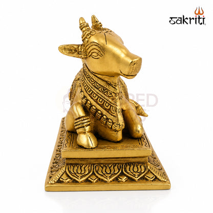 Sacred Needs Brass Nandhi Idol – 5.8 Inch (14.7 cm) Height | Traditional Nandi Statue for Shiva Pooja, Home Temple & Spiritual Décor