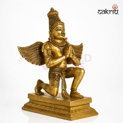 Brass Garuda Idol – 12 Inch (30.5 cm) Height | Traditional Lord Garuda Statue for Vishnu Pooja, Home Temple & Spiritual Décor.