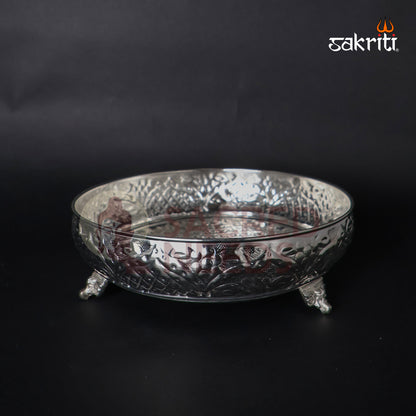 BRASS DOTTED PLATE WITH LEG