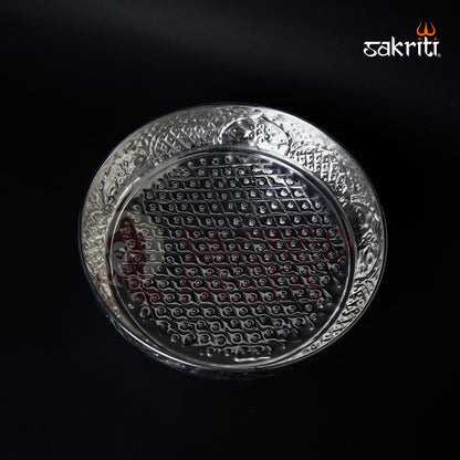 BRASS DOTTED PLATE WITH LEG