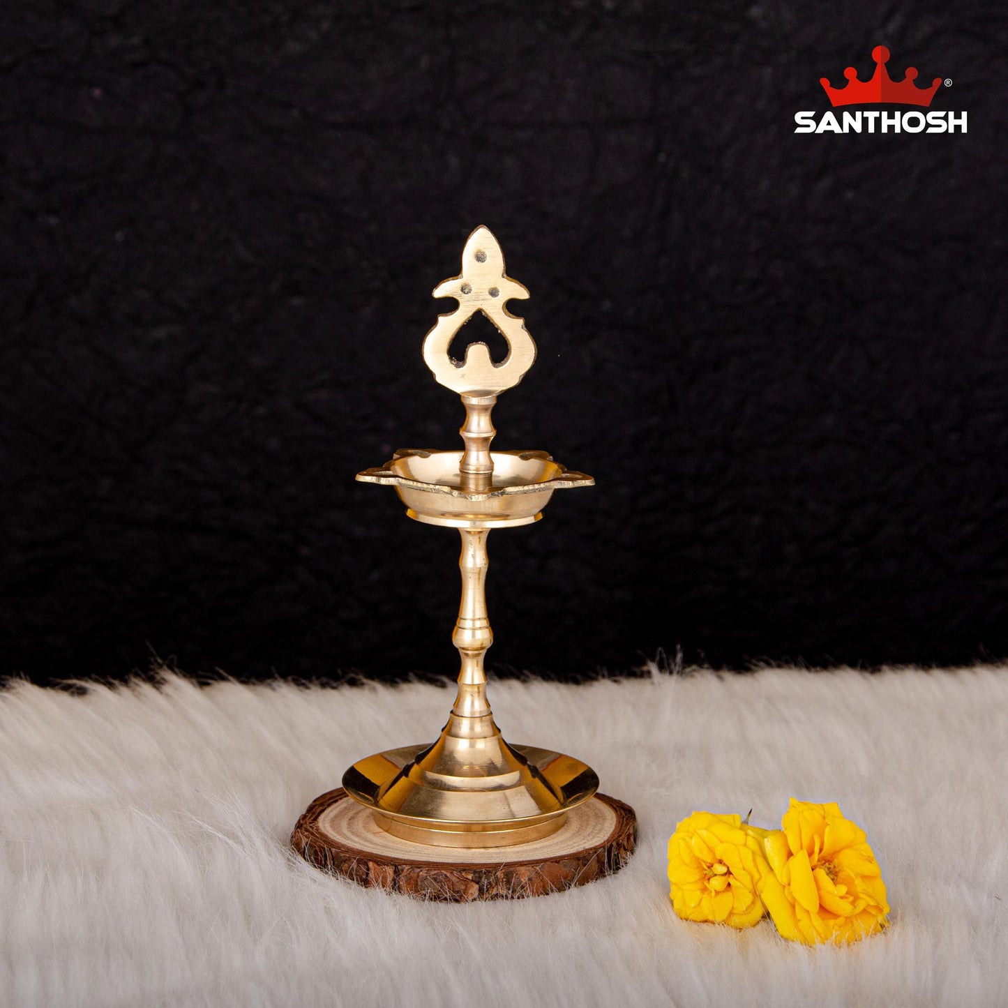 Brass Karaikudi Vilakku Porai – 8 Inch Height | Heavyweight Brass Lamp Holder for Deepam, Ideal for Daily Worship, Housewarming & Gifting