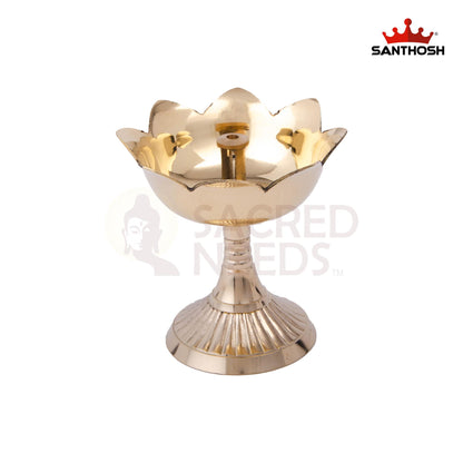 BRASS LOTUS PANDI SALAIDAR DEEPAM