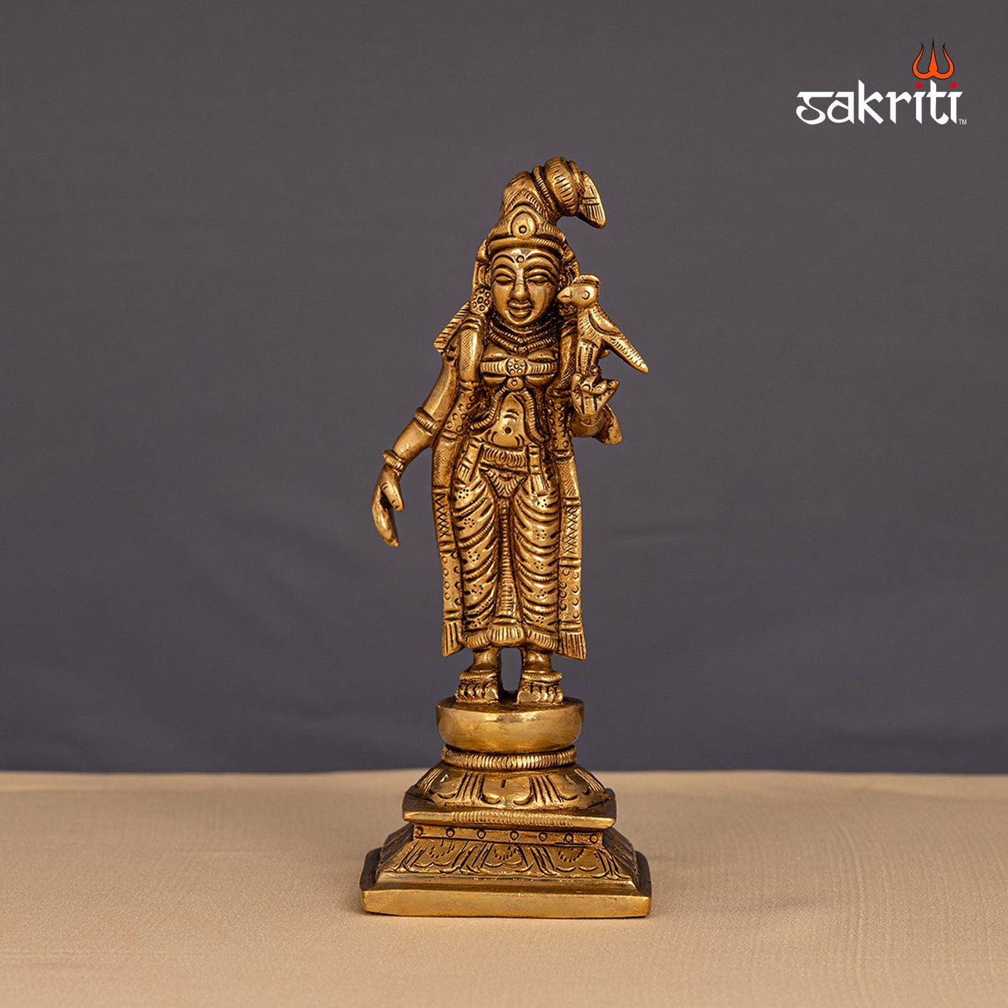 Brass Andal – 6 Inch Height | Devotional Alwar Saint Idol for Vaishnava Pooja & Temple Decor