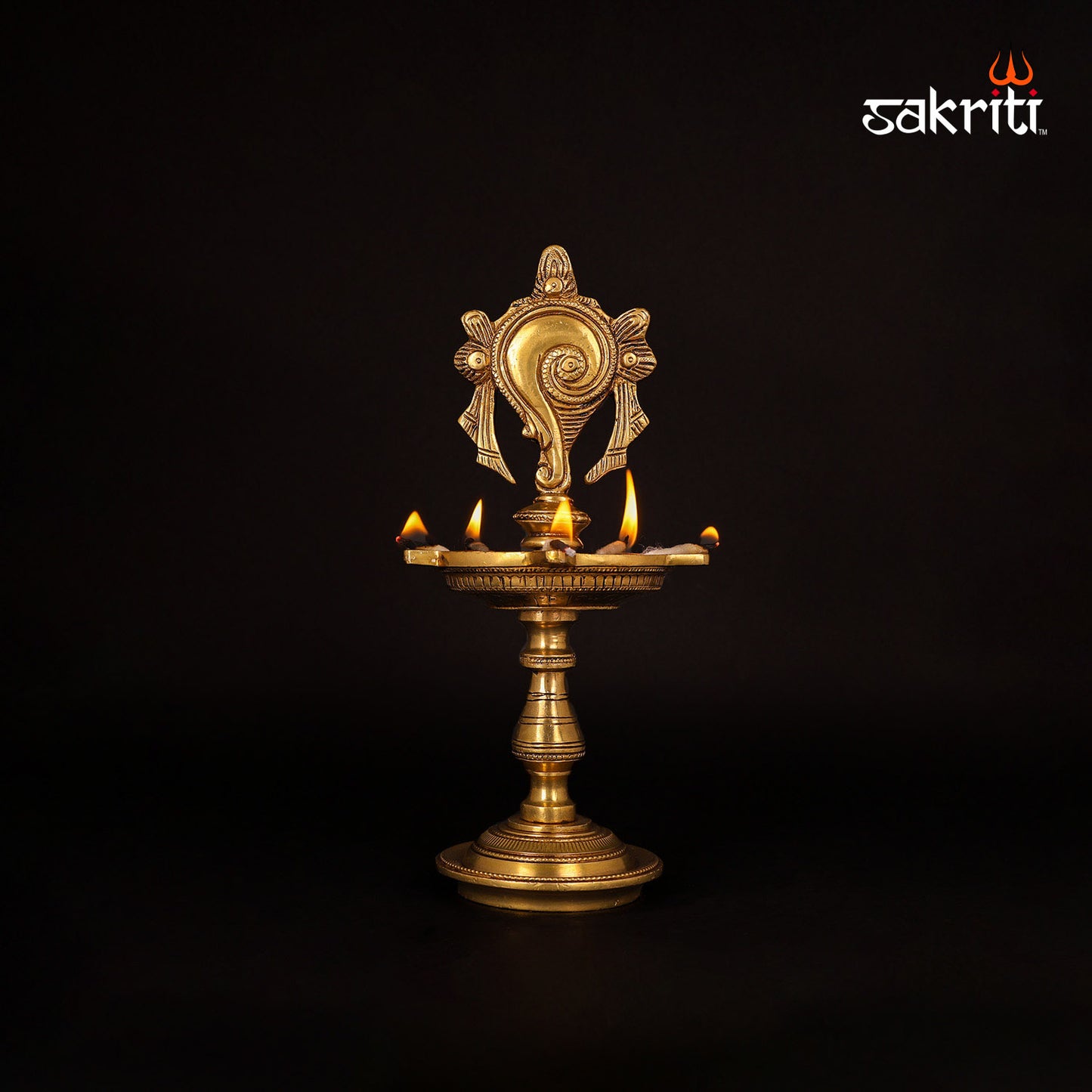 BRASS SHANKH LAMP WITH STAND