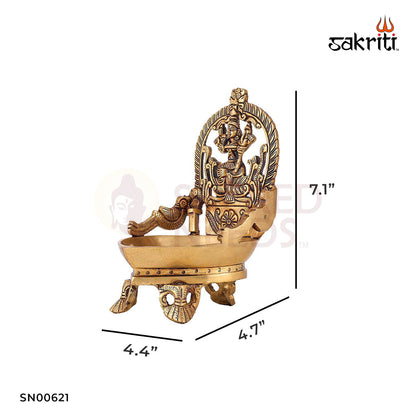 Brass Raja Rajeshwari Vilakku – 7.1 Inch Height | Goddess Deepam for Durga Worship, Devotional Lighting & Festivals