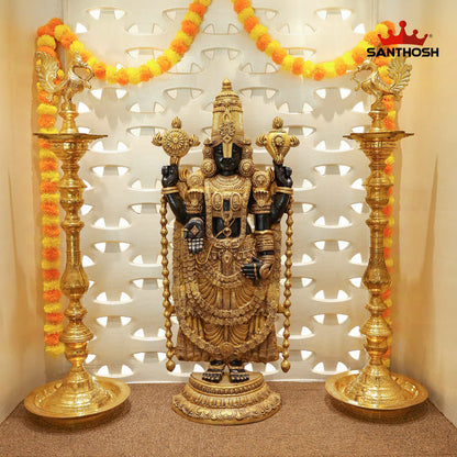 Brass,Kuthu vilakku,Nagas kuthu vilakku,pooja article,home decore,gold finish