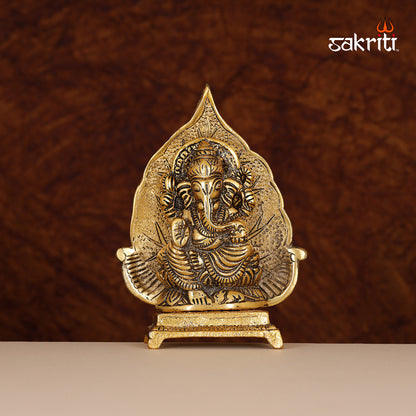 ALUMINIUM LEAF BASE GANESHA