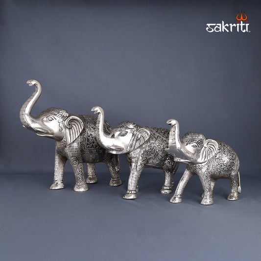 ALUMINIUM ELEPHANT SET