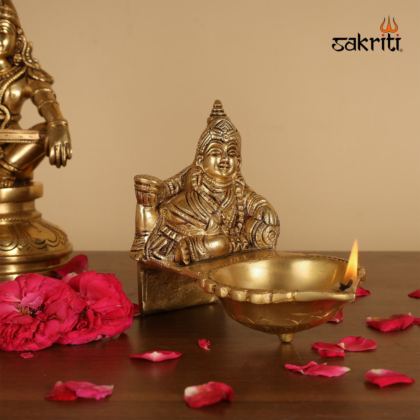 Brass Kubera Vilakku – 4.9 Inch Wealth Deity Oil Lamp for Finance Rituals