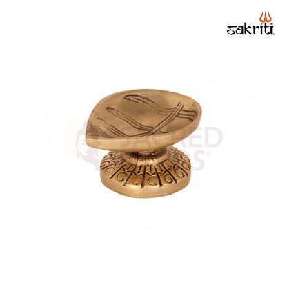 BRASS LEAF DEEPAM