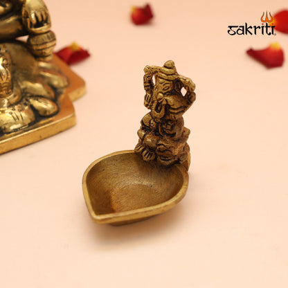 BRASS LOTUS GANESHA WITH DEEPAM