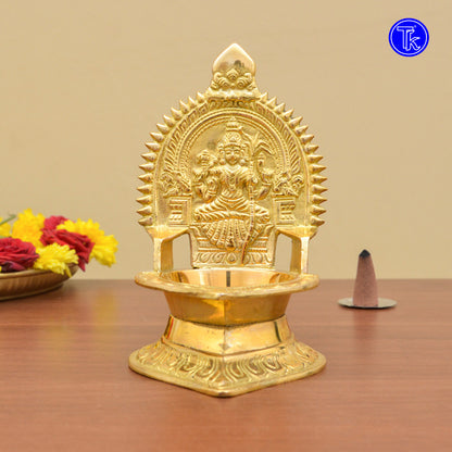 Brass Kanchi Kamakshi Vilakku – 5.4 Inch Divine Deepam Lamp of Goddess Kamakshi for Pooja