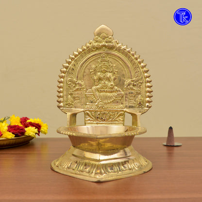 Brass Kanchi Kamakshi Vilakku – 7.2 Inch Shakti Deepam for Home Pooja and Rituals