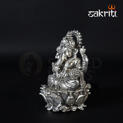 Brass Ganesha Idol – 3.4 Inch Height | Silver Polish | Lord Ganapati Statue for Ganesh Chaturthi & Spiritual Gifting