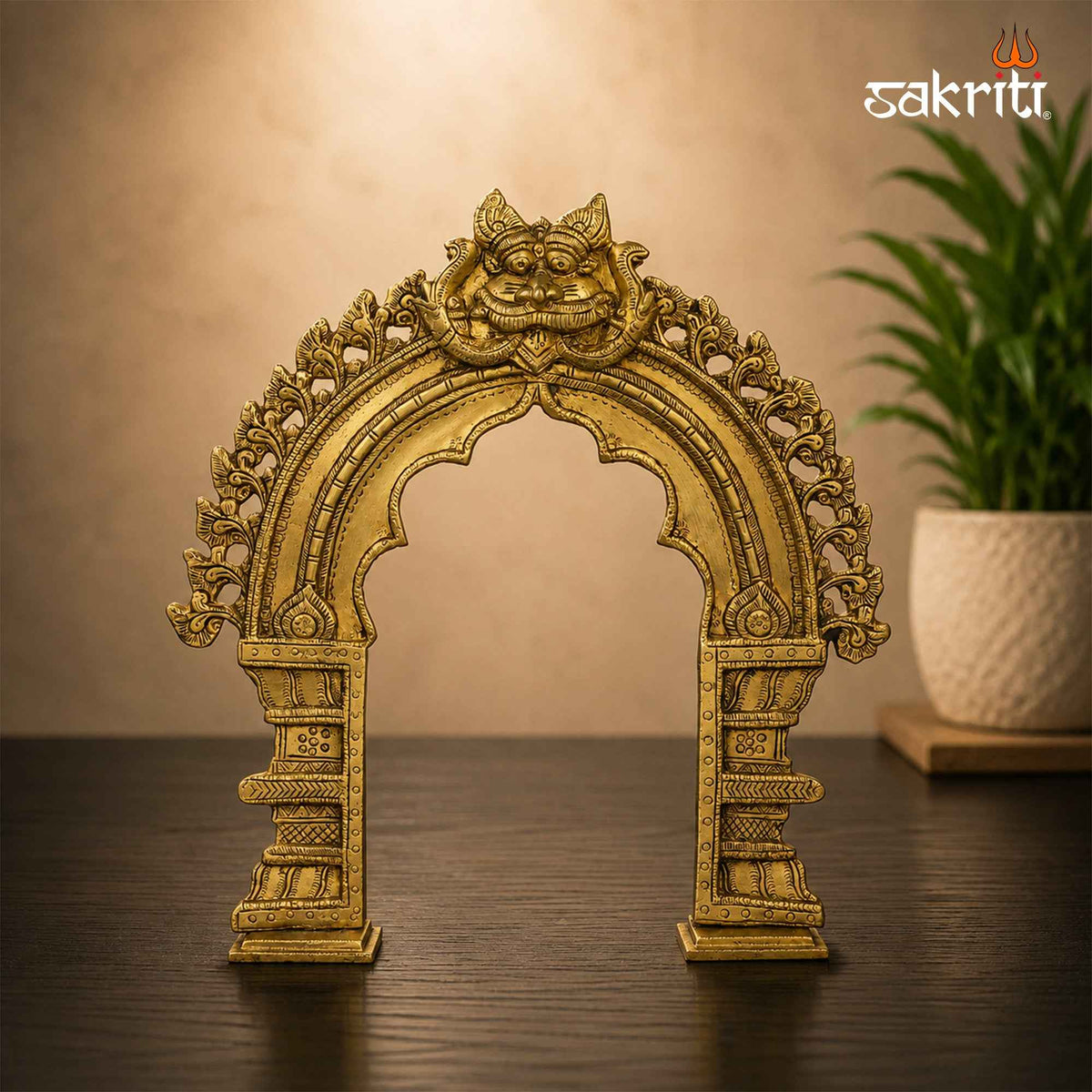 Brass Thiruvachi Decorative Arch with Yellow Antique Finish – 14.5 Inch Frame for Traditional Pooja Displays